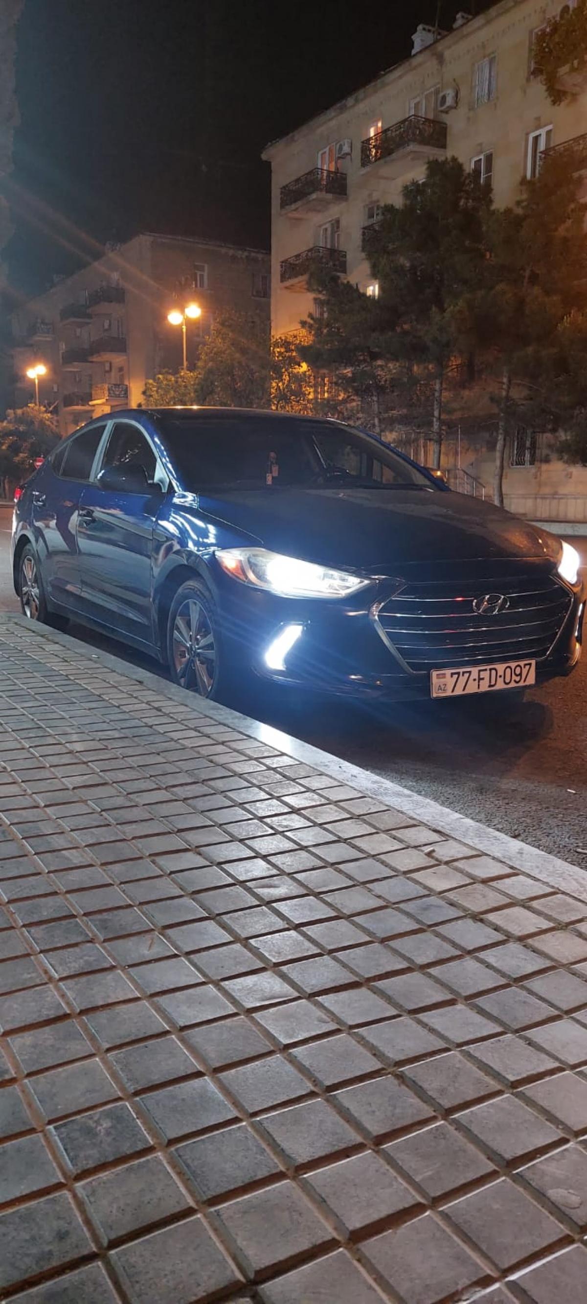 Hyundai Elantra
