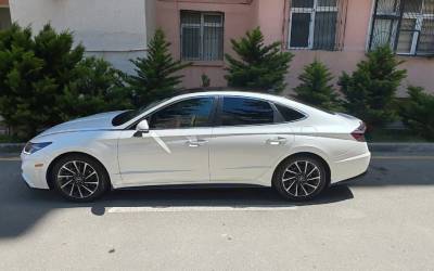 Hyundai Sonata İcarəsi Rent a Car Baku Qalereya