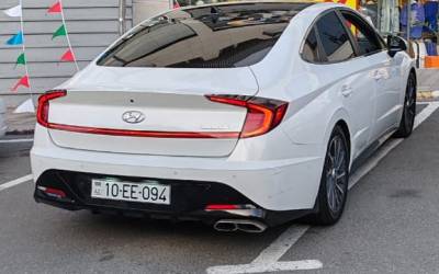 Hyundai Sonata İcarəsi Rent a Car Baku Qalereya