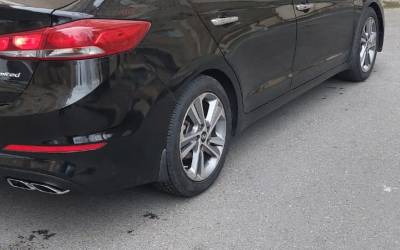 Hyundai Elantra İcarəsi Rent a Car Baku Qalereya