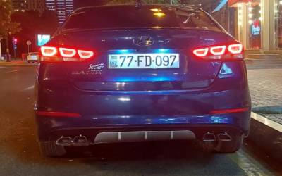 Hyundai Elantra İcarəsi Rent a Car Baku Qalereya