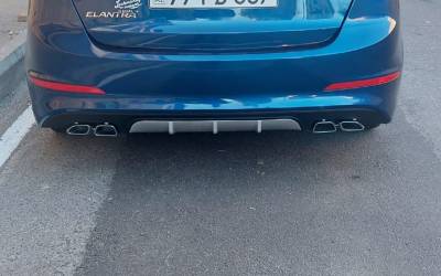 Hyundai Elantra İcarəsi Rent a Car Baku Qalereya