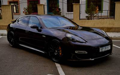 Аренда Porsche Panamera Turbo S Rent a Car Baku